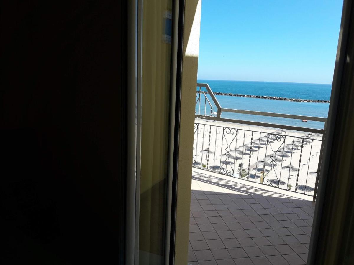 Hotel Villa Aurora ベラーリア・イジェア・マリーナ エクステリア 写真