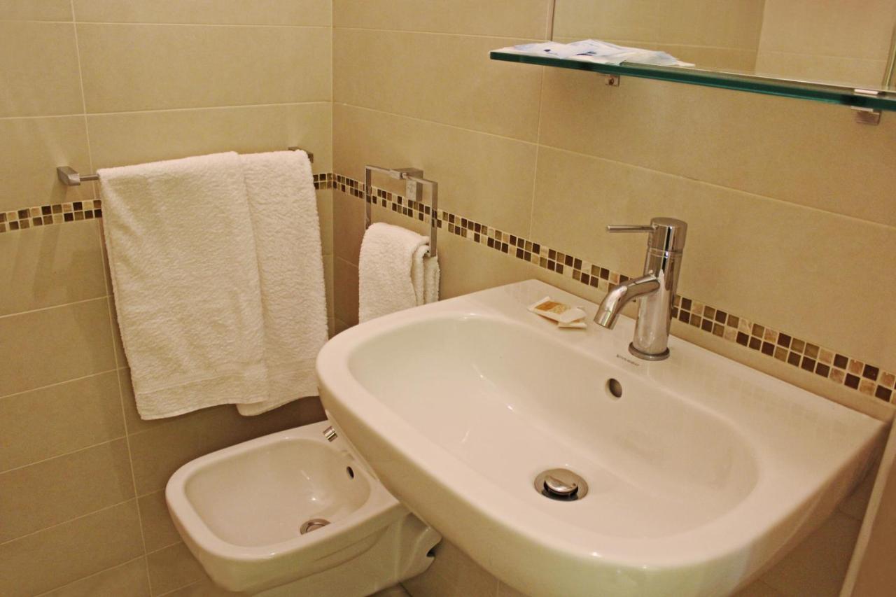 Hotel Villa Aurora ベラーリア・イジェア・マリーナ エクステリア 写真